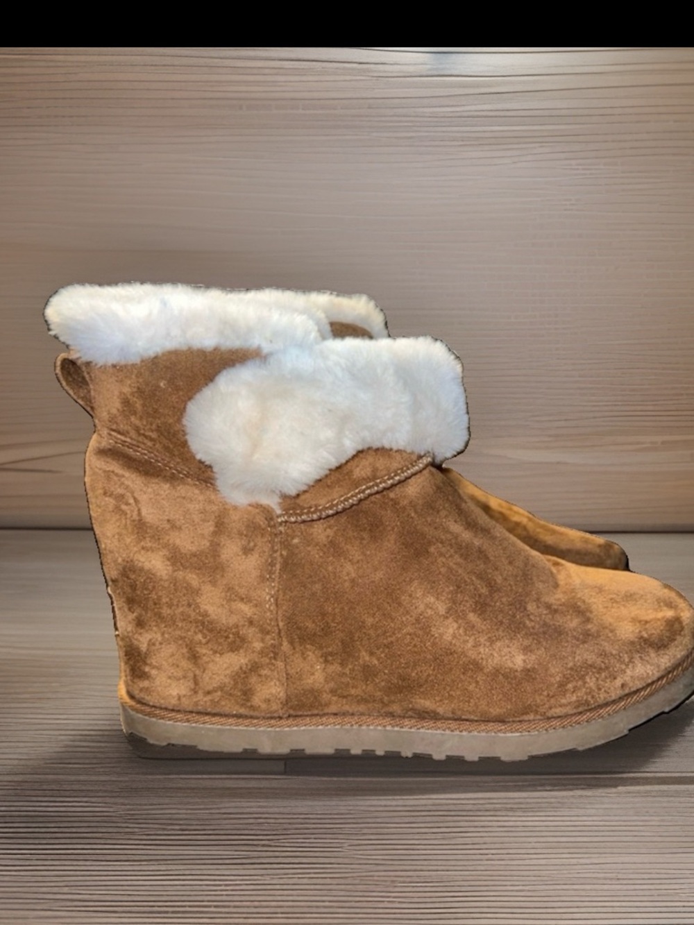 Cushionaire Kenzie Cozy Hidden Wedge Booties, Women’s size 10